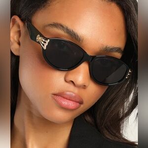 Le Specs Bombshell Black Oval Sunglasses